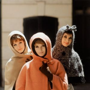 Dior models in outerwear in 1961 - Photographs by Mark Shaw - Dior Glamour